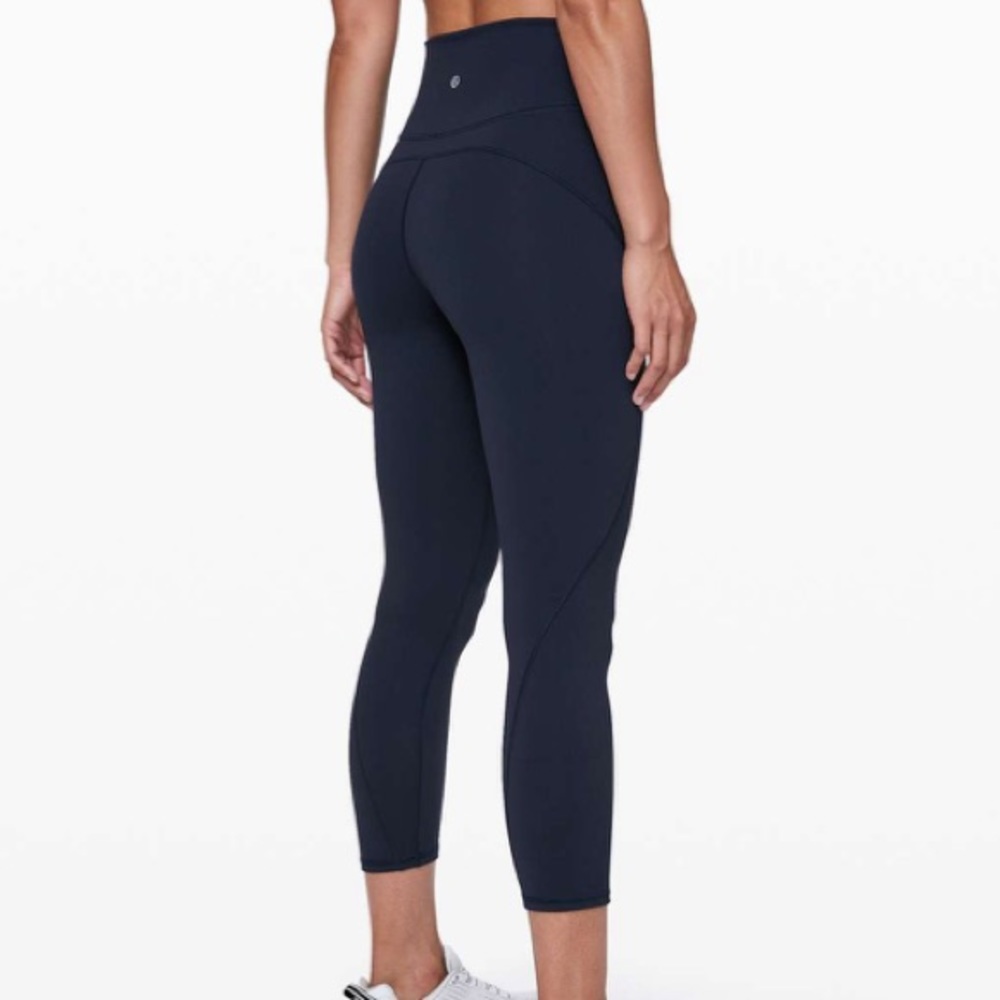 Lululemon In Movement Crop 23" true navy